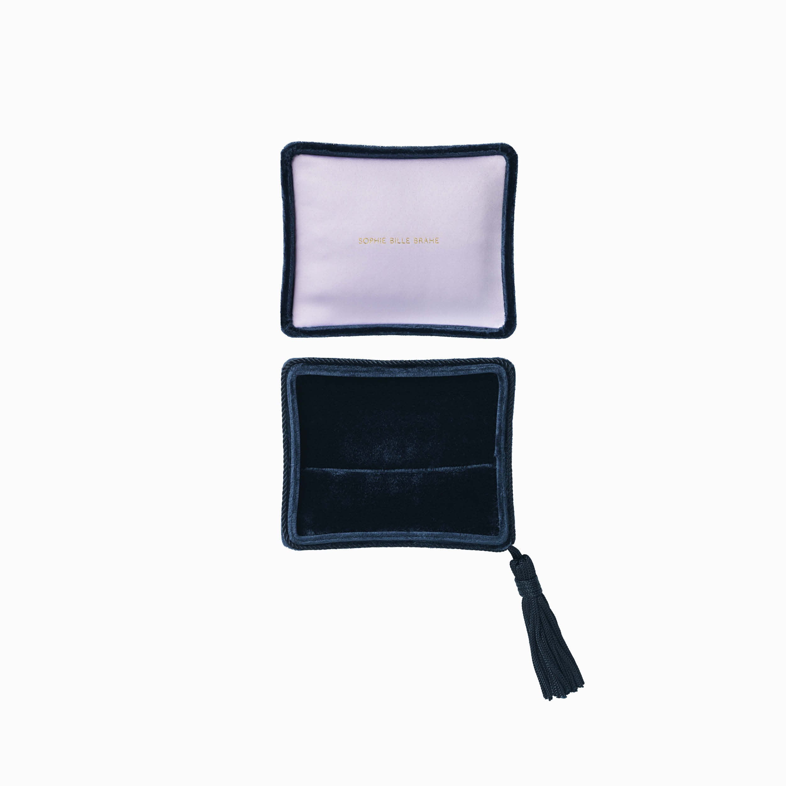 Velvet Iris – Sophie Bille Brahe Inc.