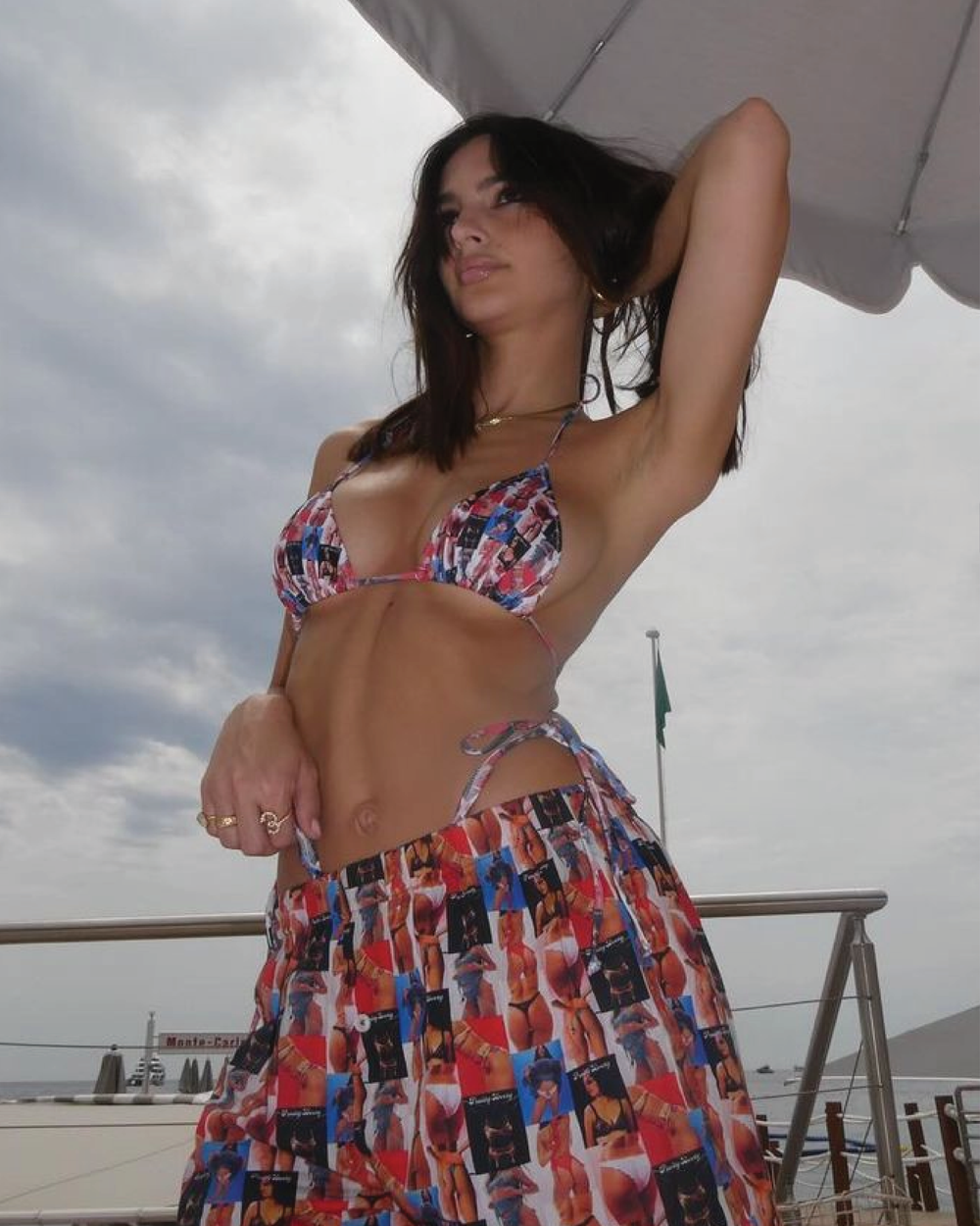 Model and actress Emily Ratajkowski wearing the Ensemble E diamond letter ring. 