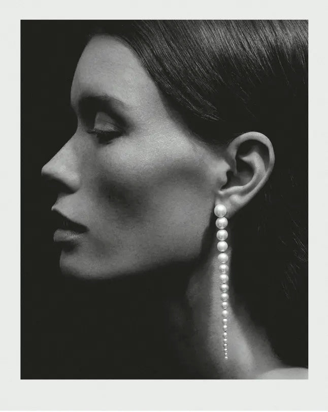 Model wearing Sienna Grande pearl earring