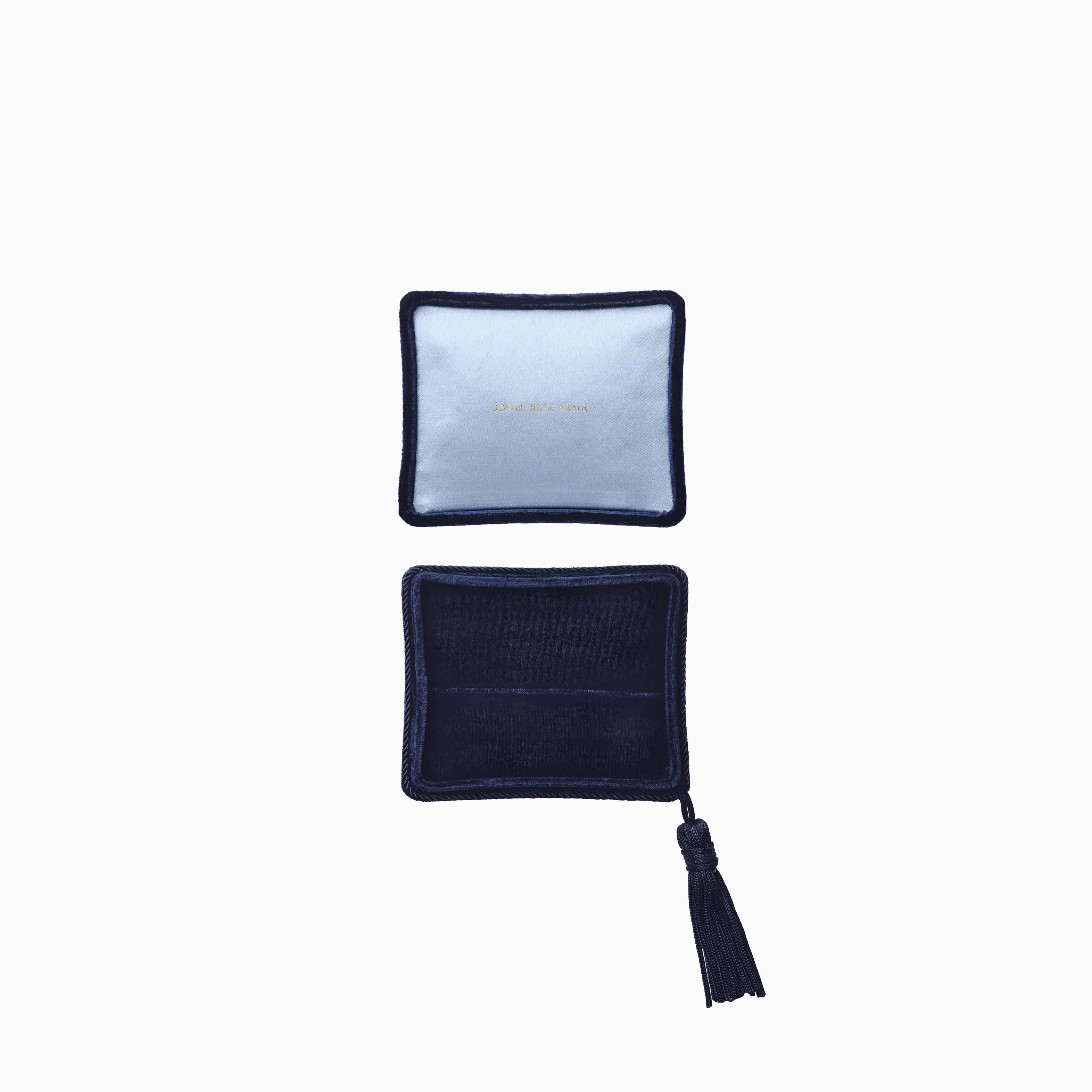 Velvet Deux Bleus – Sophie Bille Brahe Inc.